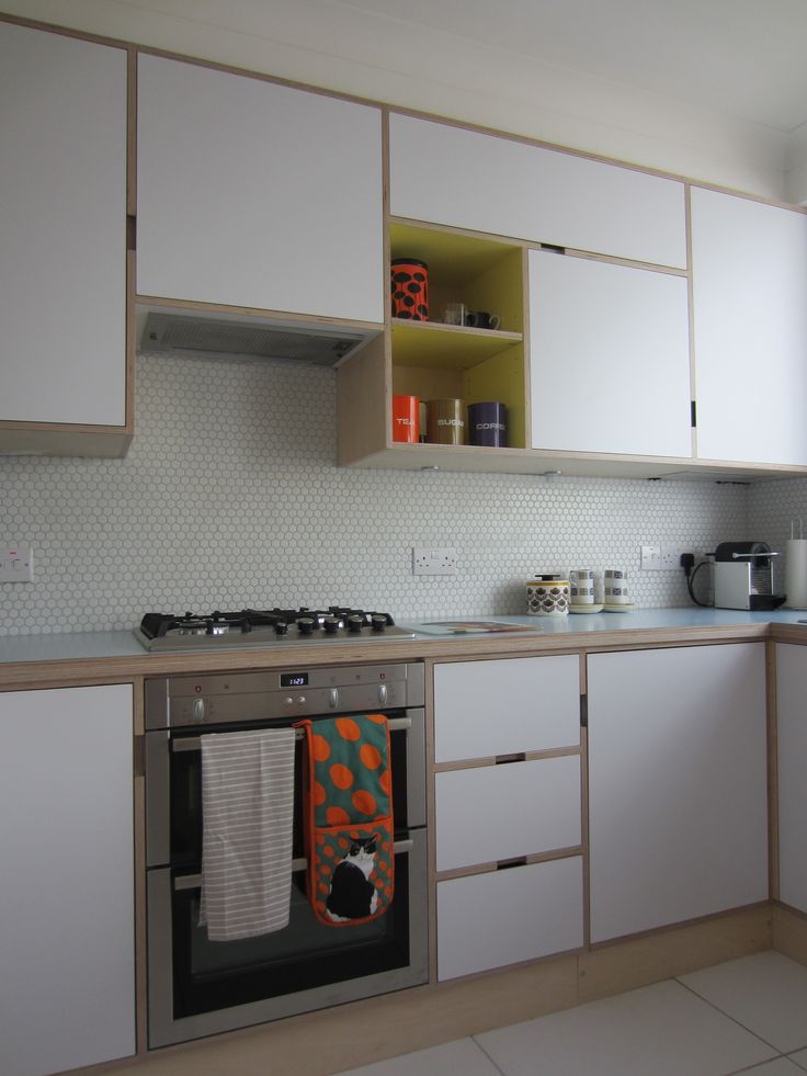 кухонные гарнитуры из фанеры, мебель для кухни из фанеры на заказ москва, отделка помещений кухни